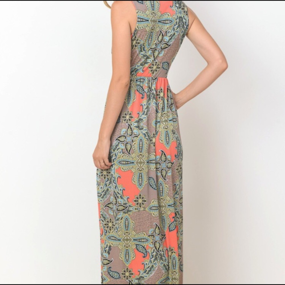 Maxi dress - Picture 5 of 6